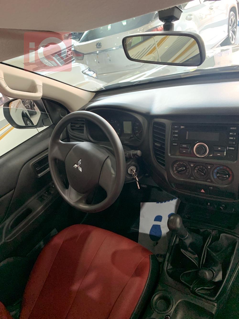 میتسوبیشی L200